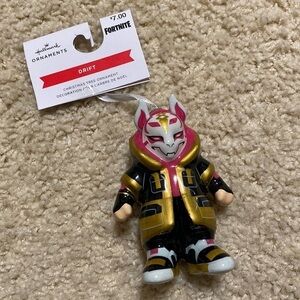 Hallmark Fortnite Drift Christmas Tree Holiday Ornament Figure 2021